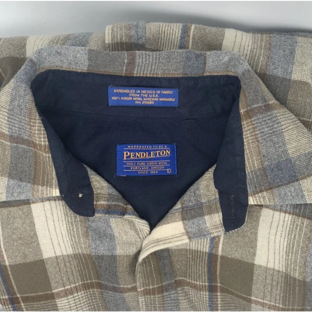 Warranted to be a Pendleton 100% Pure Virgin Wool flannel  Assemble In Mexico